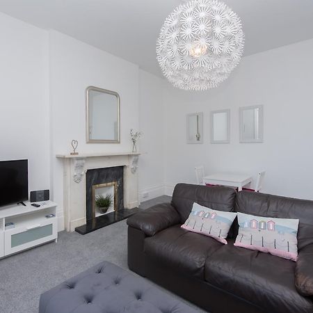Fantastic Sea View, 1 Bed Sleeps 2 Apartment Broadstairs Bagian luar foto
