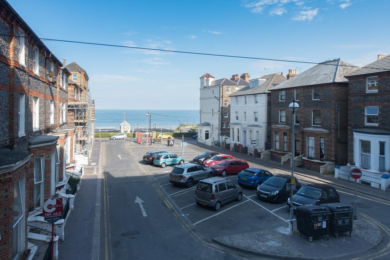Fantastic Sea View, 1 Bed Sleeps 2 Apartment Broadstairs Bagian luar foto